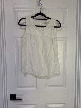 Silk Cotton Blend LOFT White Embroidered Sleeveless Cotton Tank